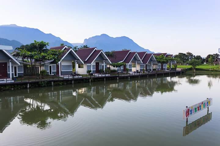 Ban Naam Resort — hotels